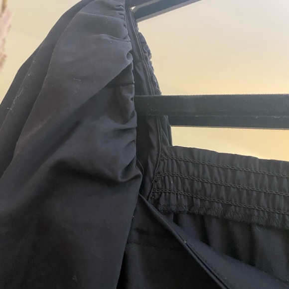 Elizabeth & James Black Boho Puff Sleeve Top sz L - Picture 5 of 5